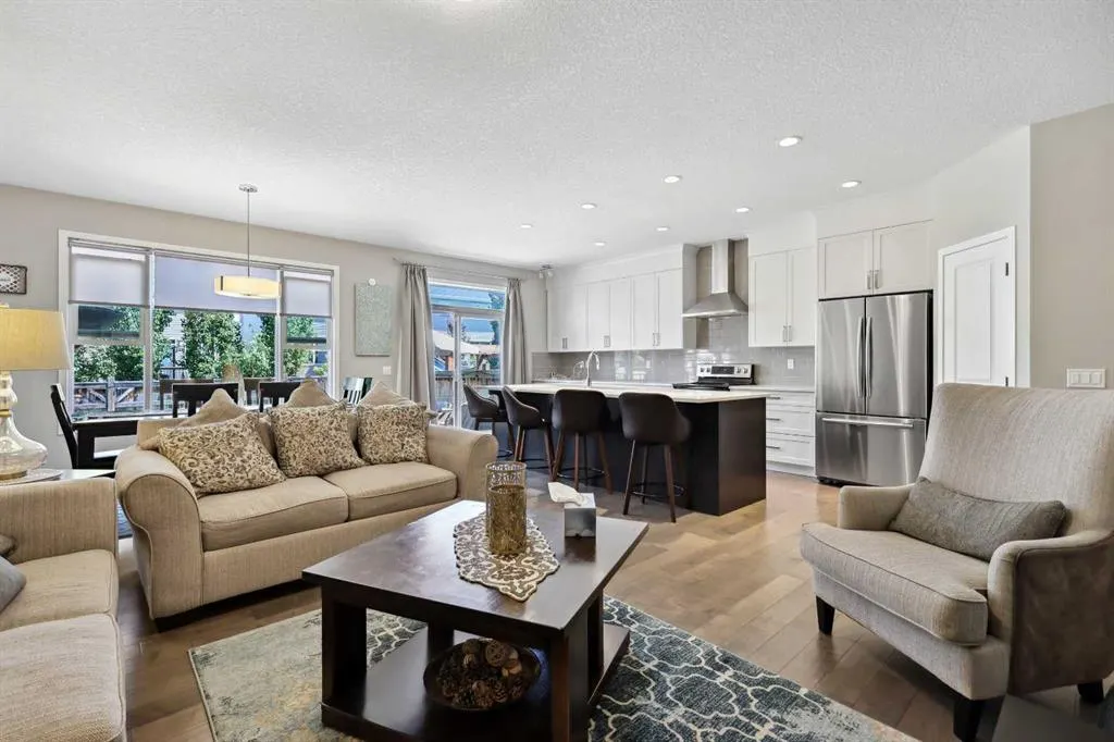 67 Auburn Glen Close SE