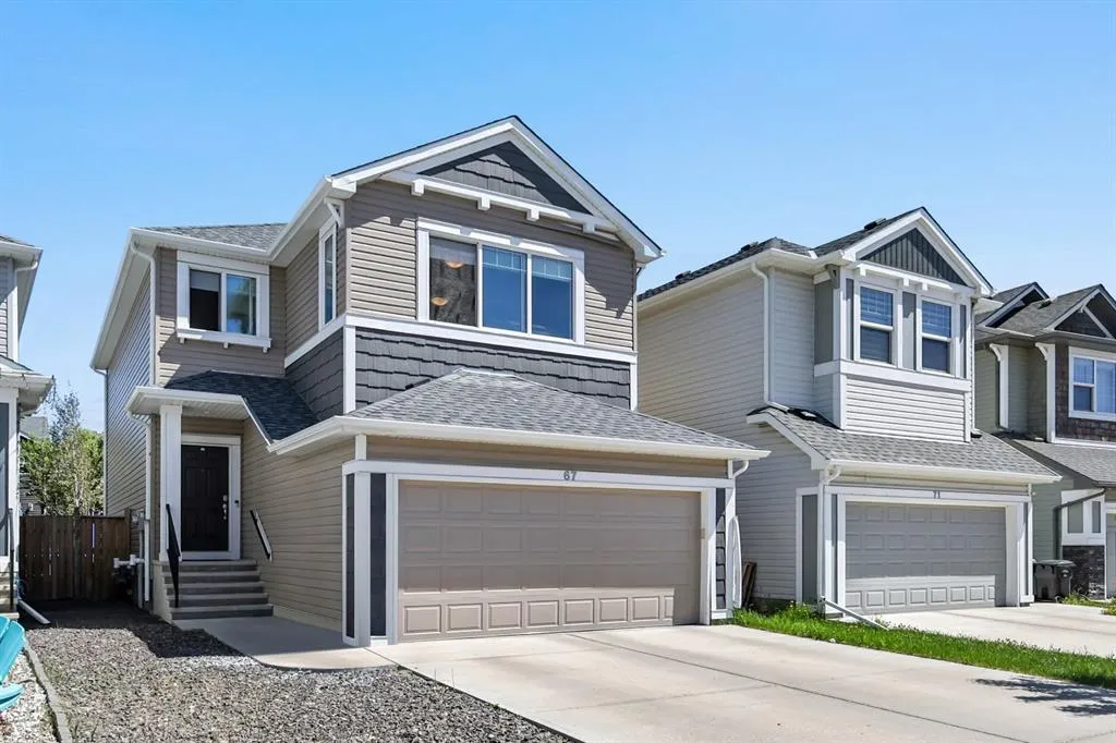 67 Auburn Glen Close SE