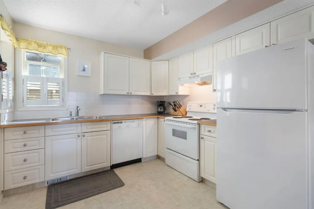 122 Bridlewood Lane SW