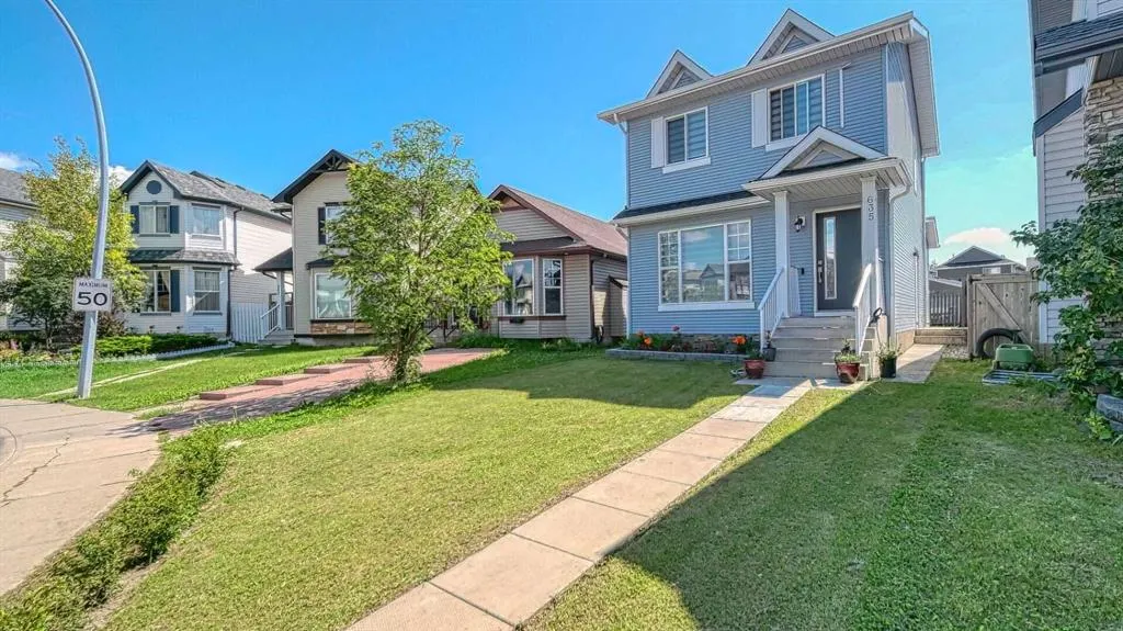 635 Taradale Drive NE