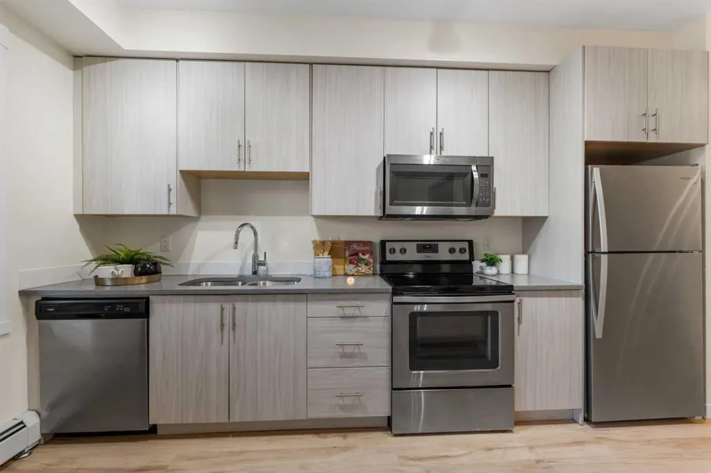 215 Legacy Boulevard SE, #4105