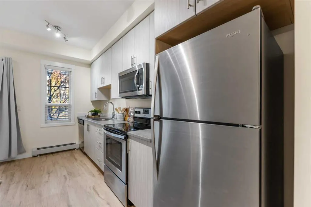 215 Legacy Boulevard SE, #4105