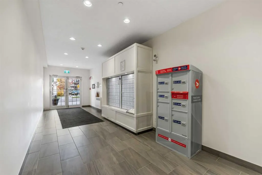 215 Legacy Boulevard SE, #4105