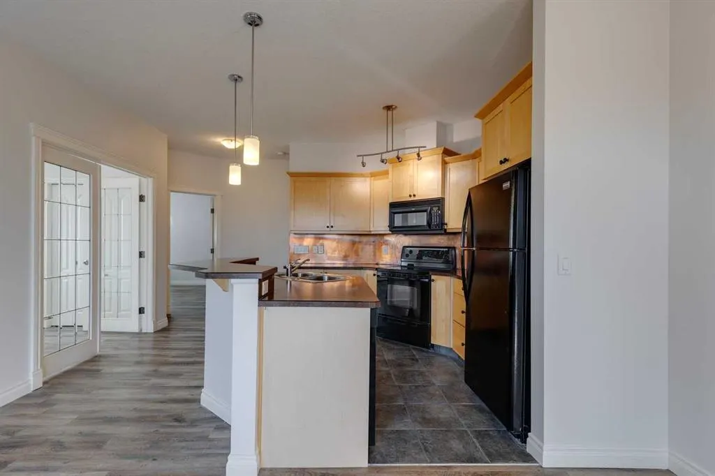 1606 4 Street NW, #304