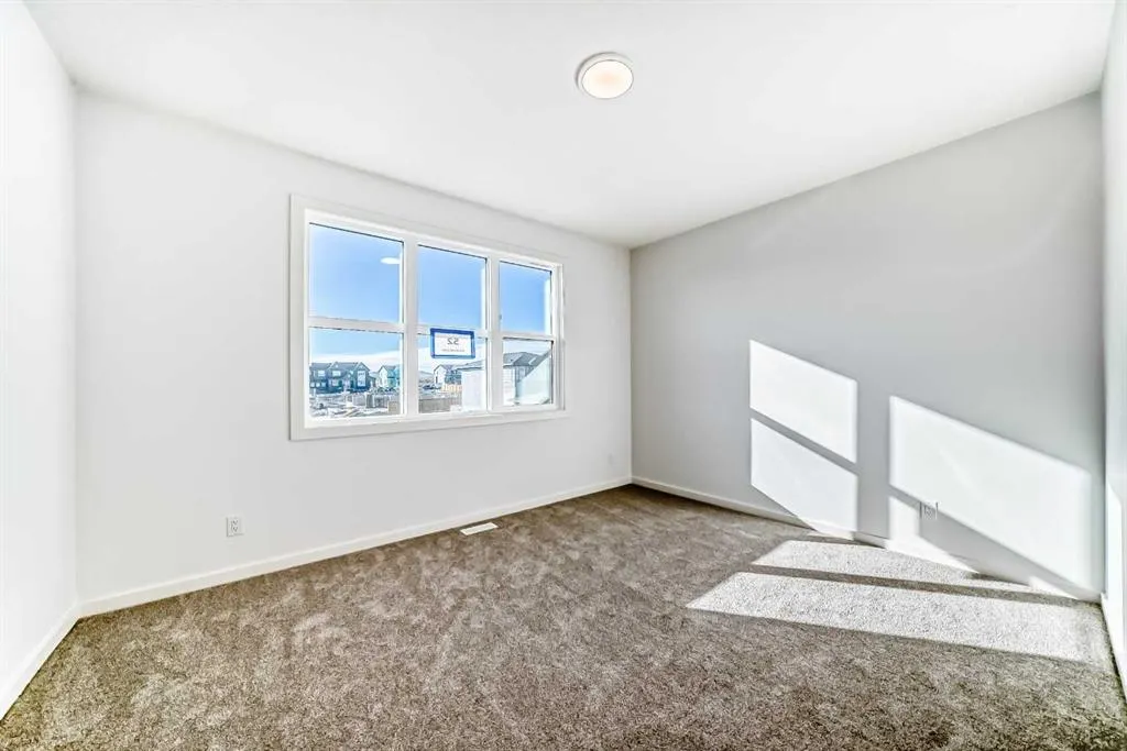 52 Creekside Path SW