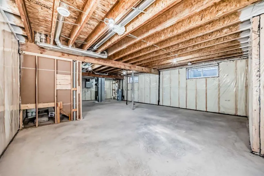 52 Creekside Path SW