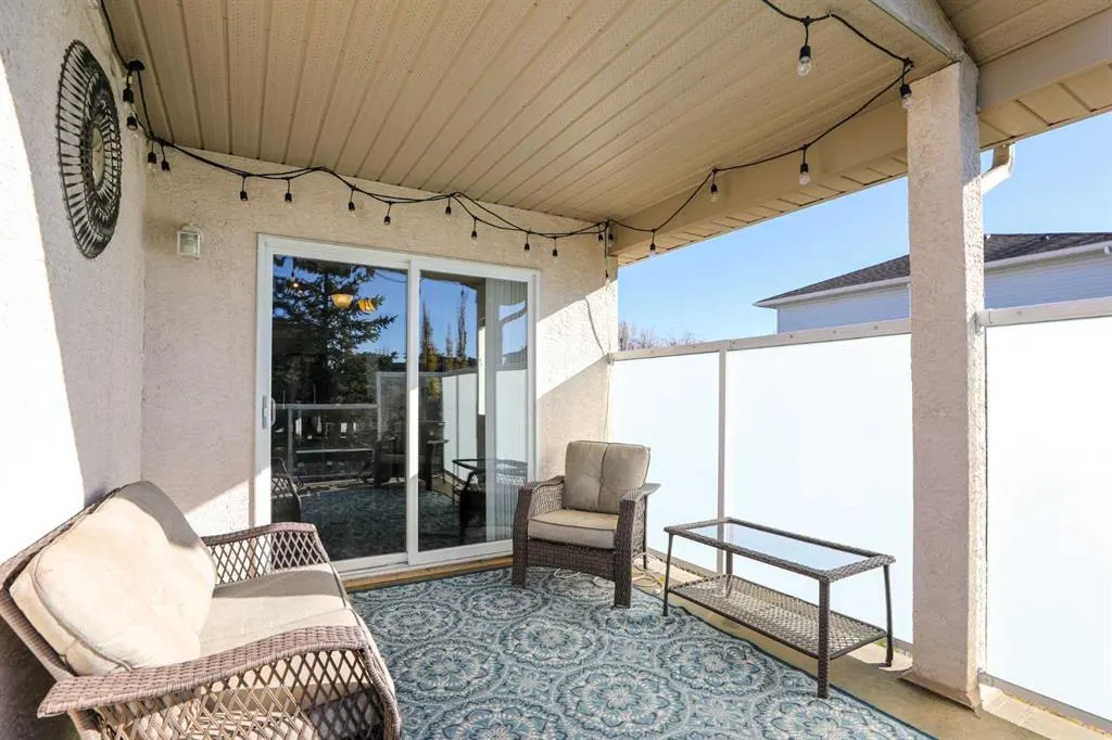 50 Heritage Circle W