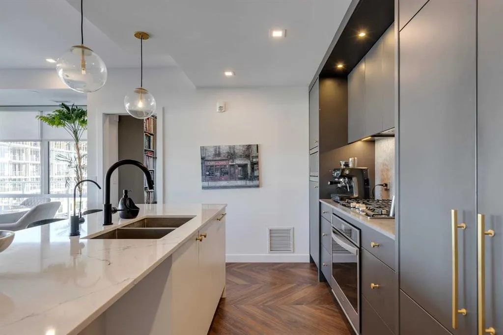 8505 Broadcast Avenue SW, #501