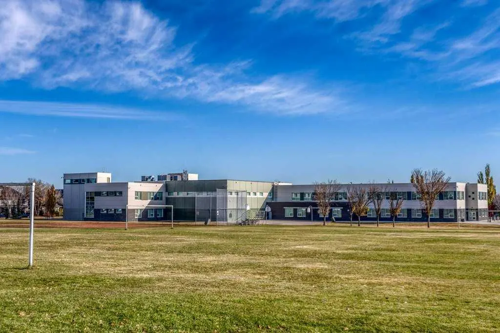 88 Inverness Drive SE