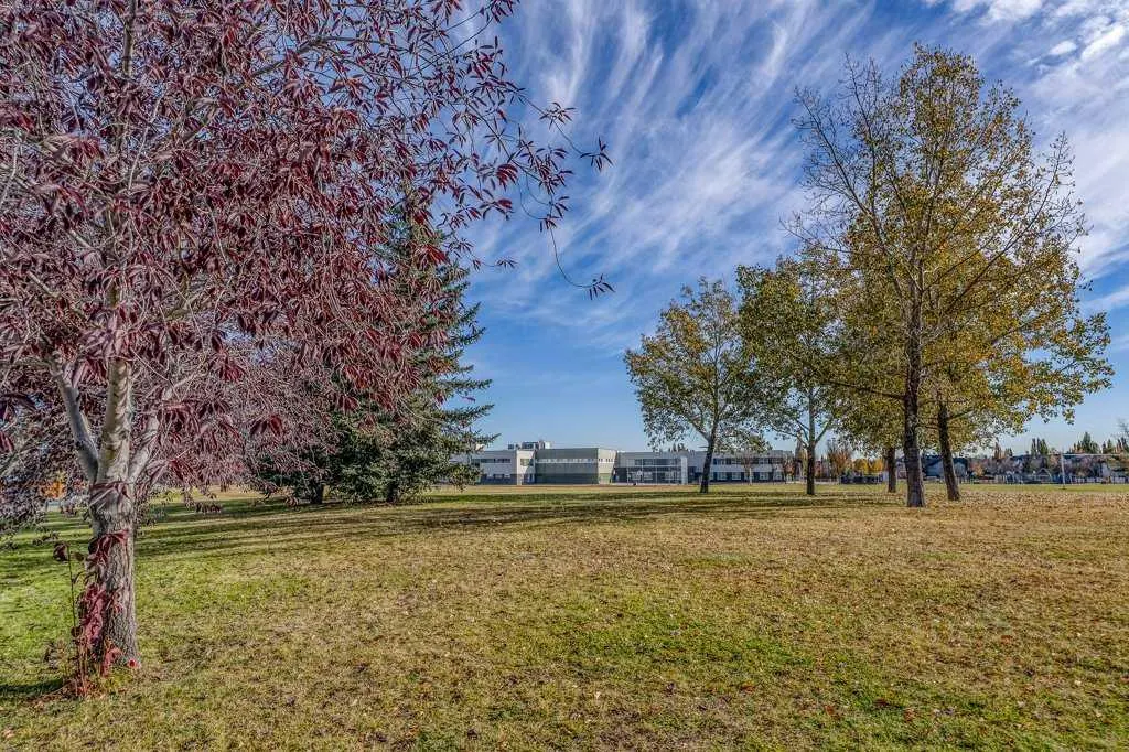 88 Inverness Drive SE