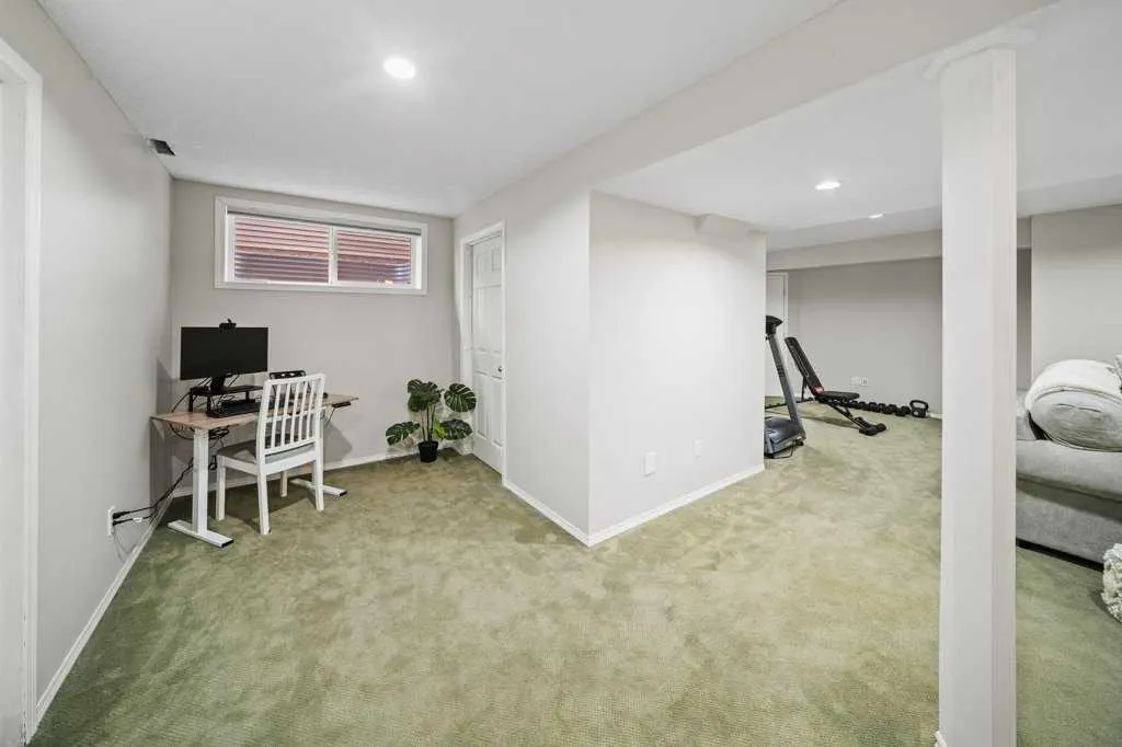 88 Inverness Drive SE