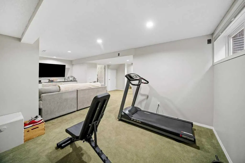 88 Inverness Drive SE