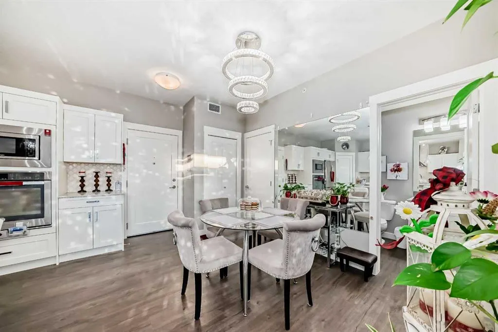 10 Walgrove Walk SE, #405