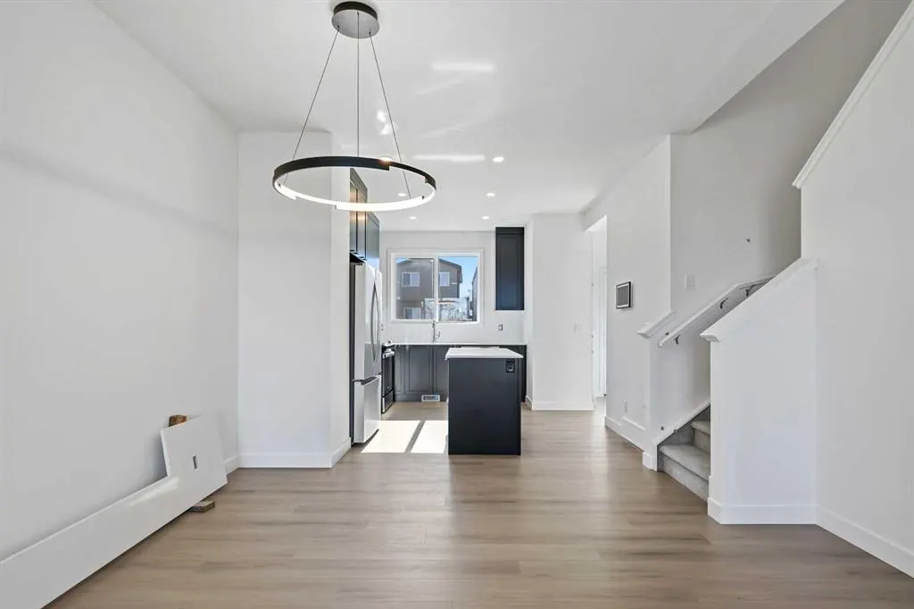 7039 Rangeview Avenue SE