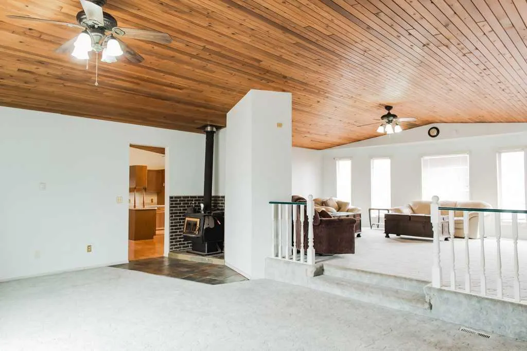 722055 Range Road 43