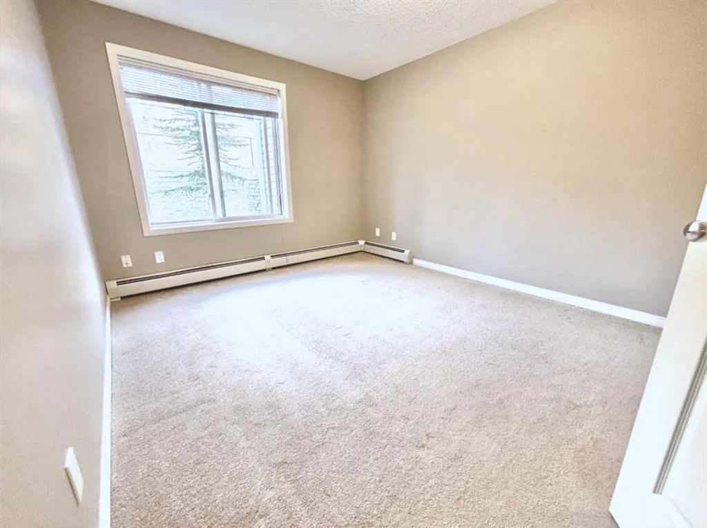 369 Rocky Vista Park NW, #116