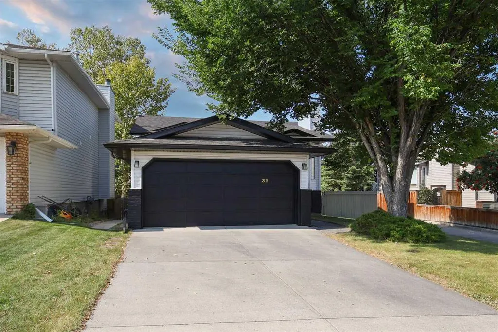 32 Rivercroft Close SE