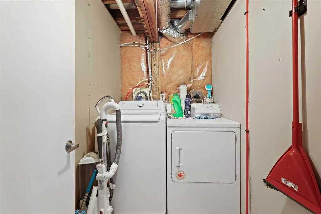 32 Rivercroft Close SE