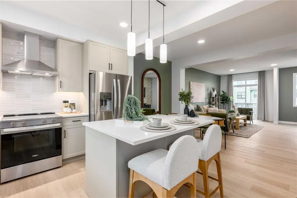 437 Alpine Avenue SW, #306