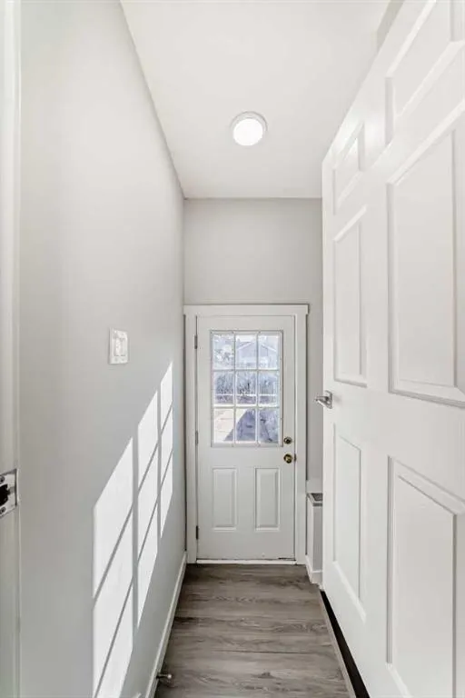 207 Pinecliff Way NE