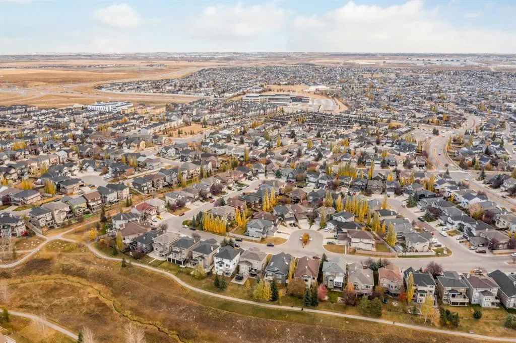 131 Panatella Close NW