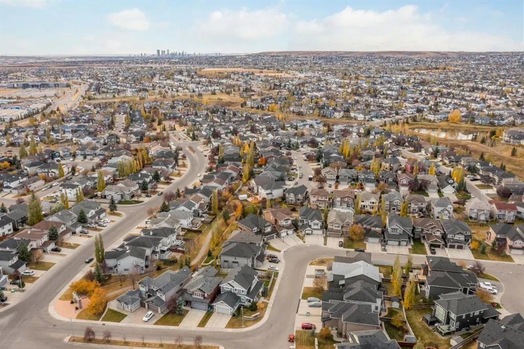 131 Panatella Close NW