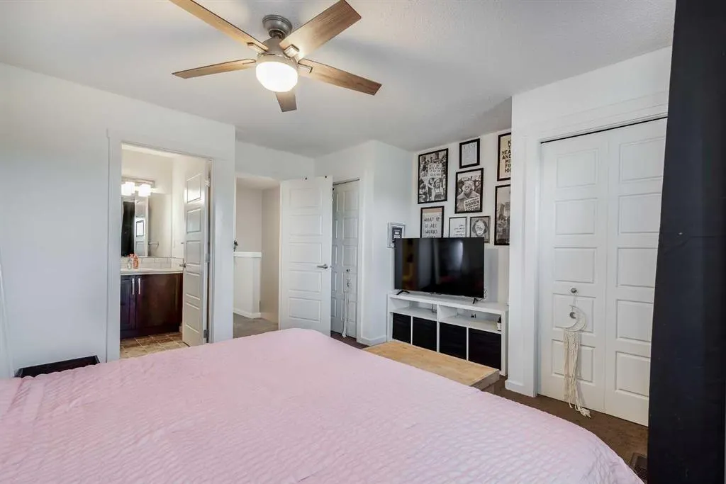 2400 Ravenswood View SE, #1307