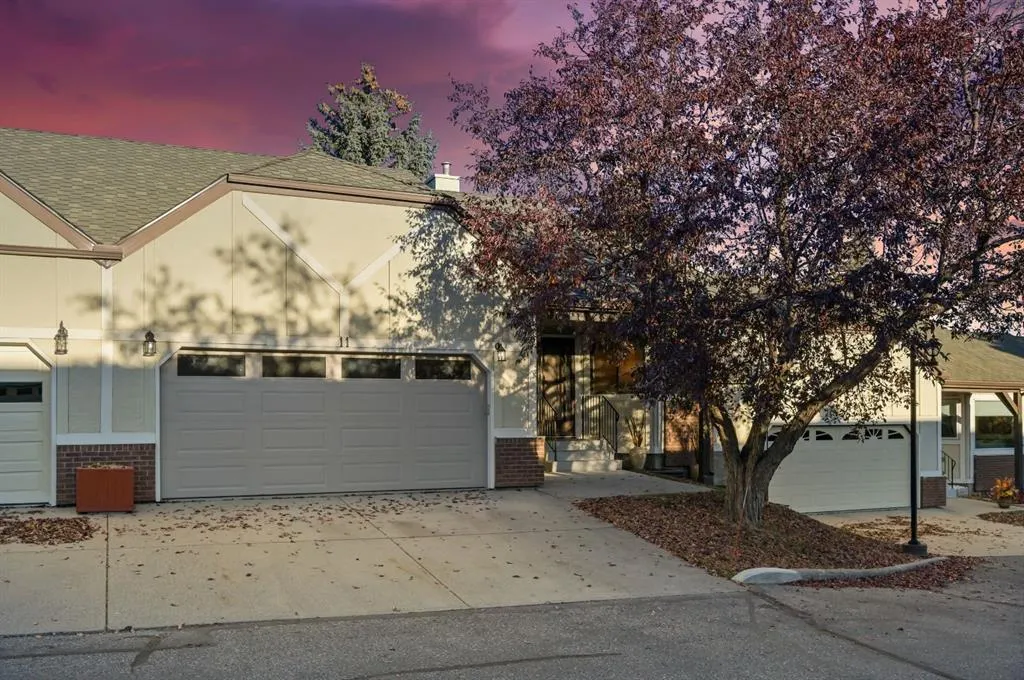 11 Coach Side Terrace SW