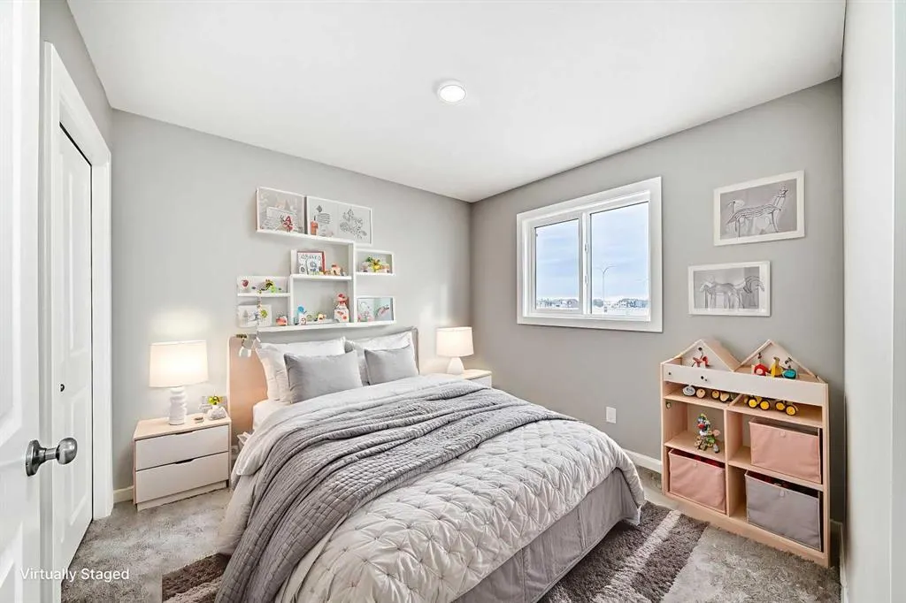 147 Bartlett Crescent SE