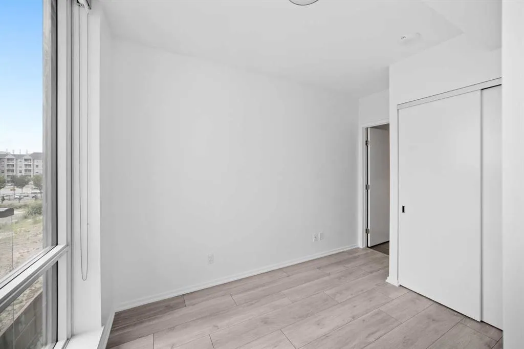 615 6 Avenue SE, #210