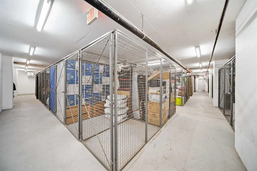 615 6 Avenue SE, #210