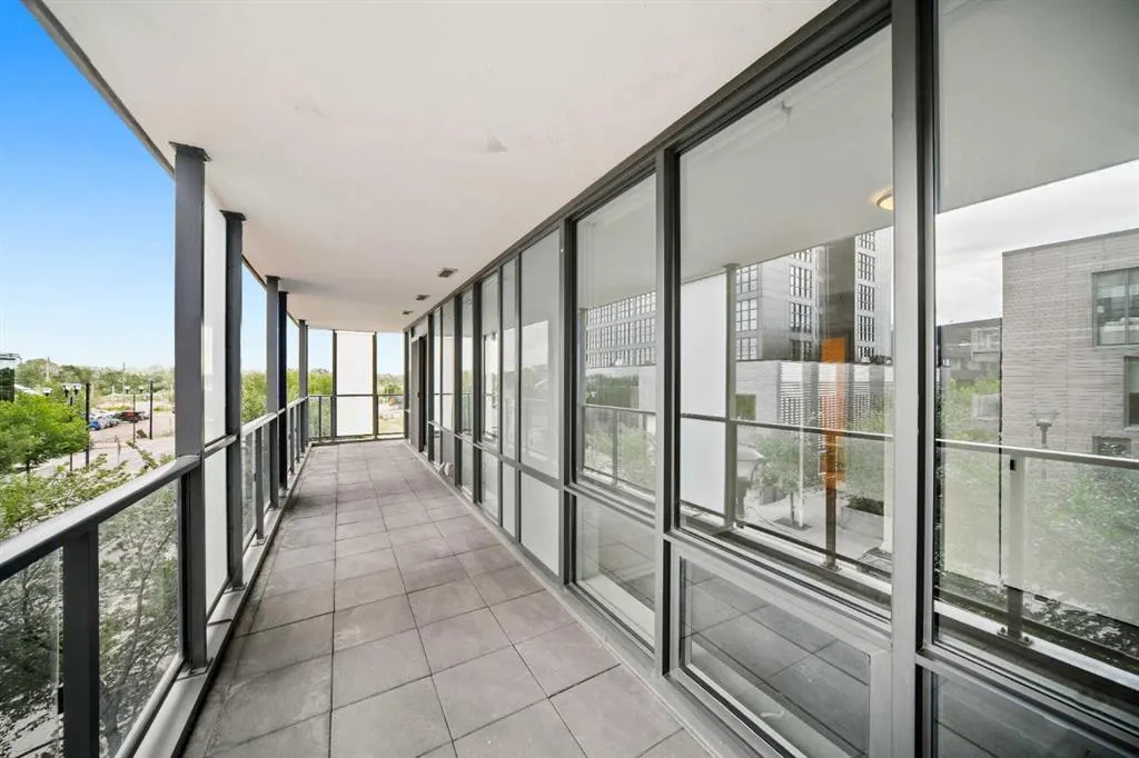 615 6 Avenue SE, #210