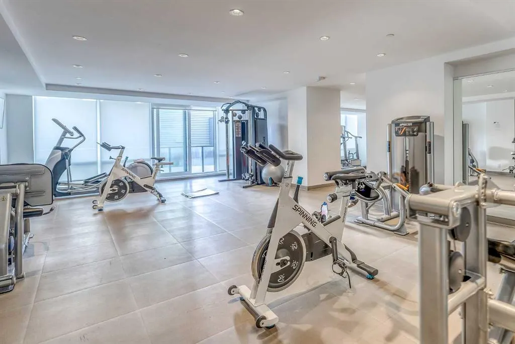 615 6 Avenue SE, #210