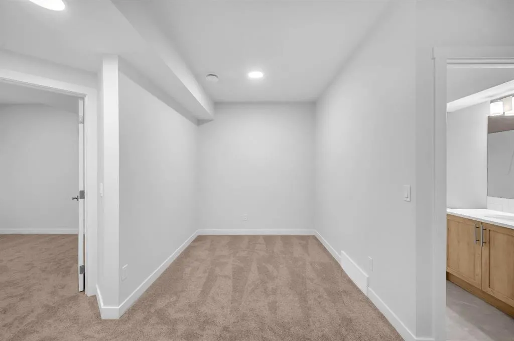 70 Homestead Common NE