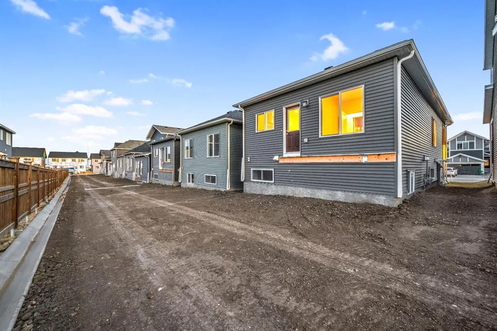 70 Homestead Common NE