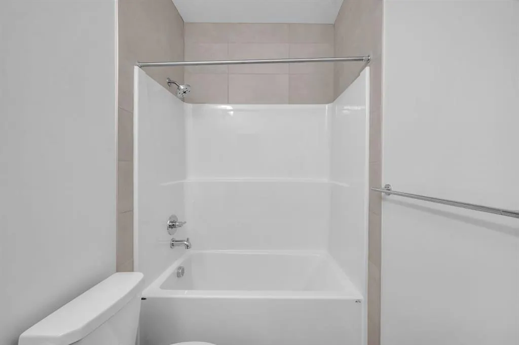 70 Homestead Common NE