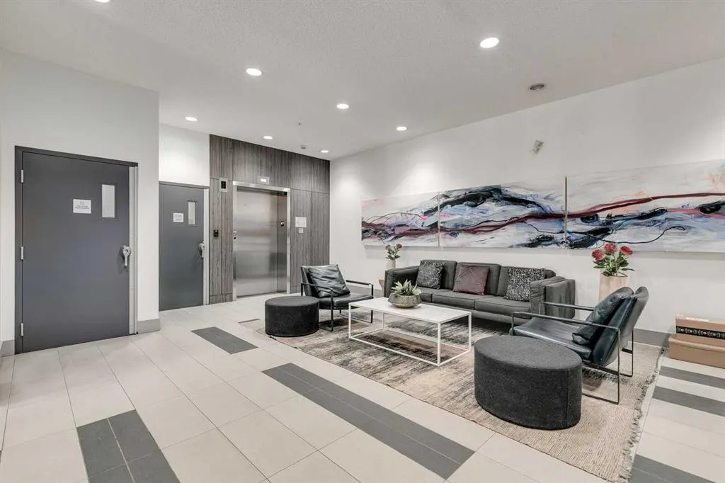 510 Edmonton Trail NE, #421