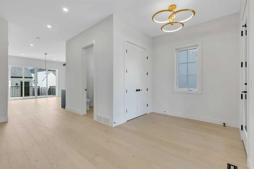 342 Normandy Drive SW