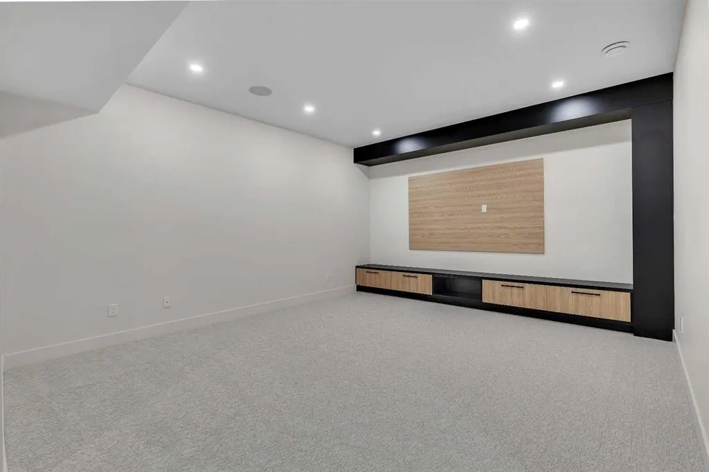 342 Normandy Drive SW