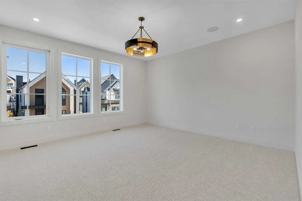 342 Normandy Drive SW