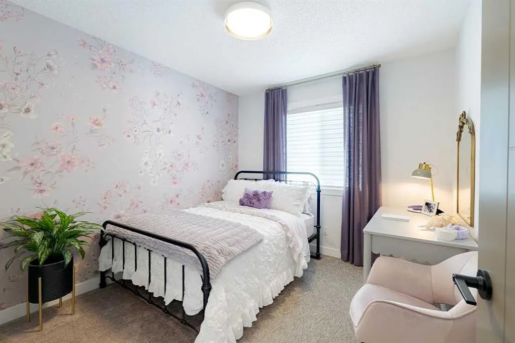 186 Bridgeport Circle W