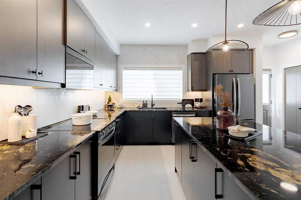 186 Bridgeport Circle W