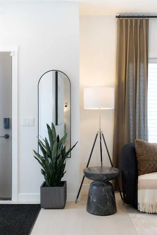 186 Bridgeport Circle W