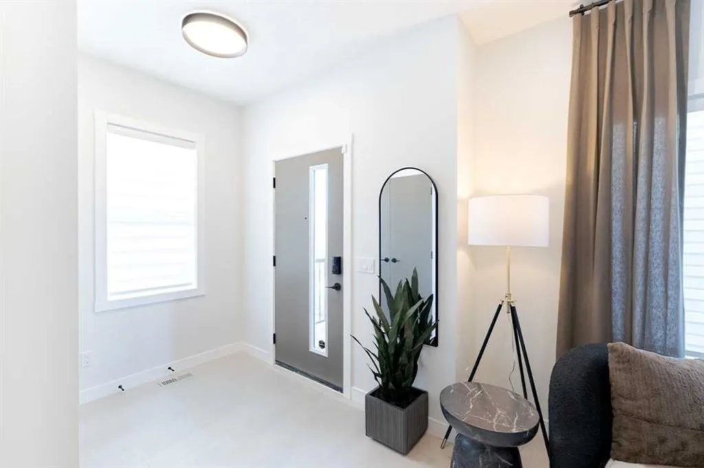 186 Bridgeport Circle W