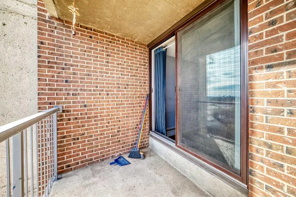 4944 Dalton Drive NW, #1406