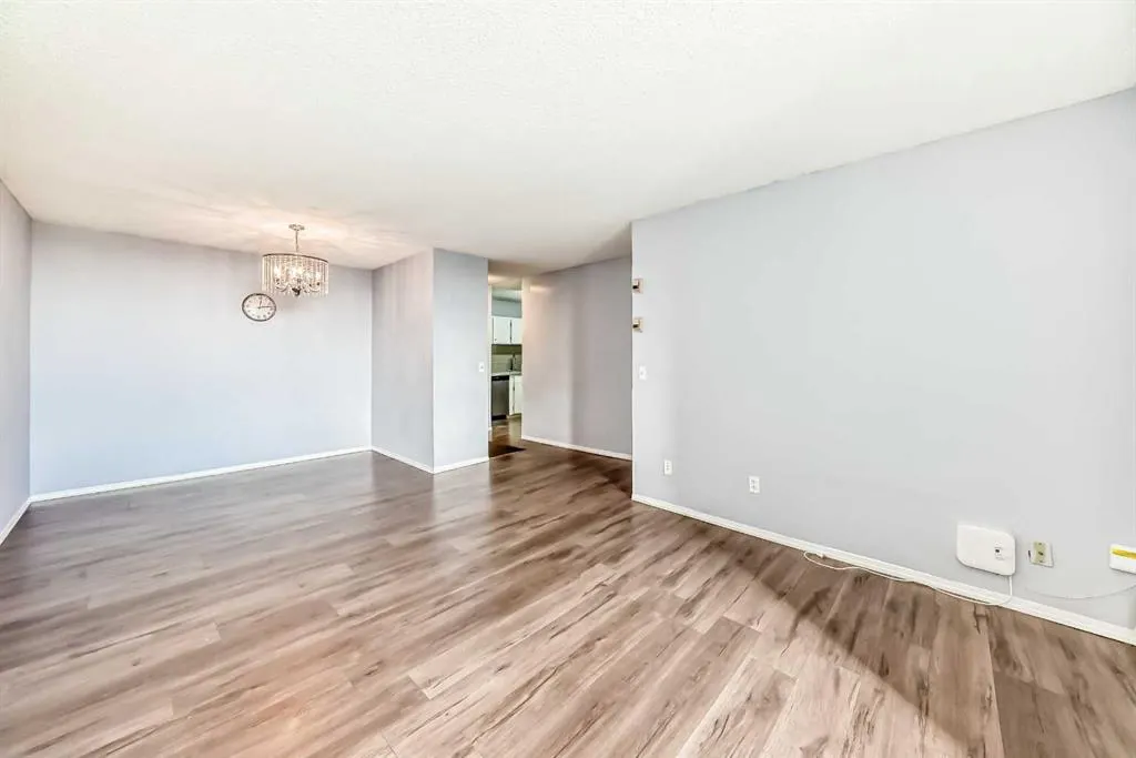 4944 Dalton Drive NW, #1406