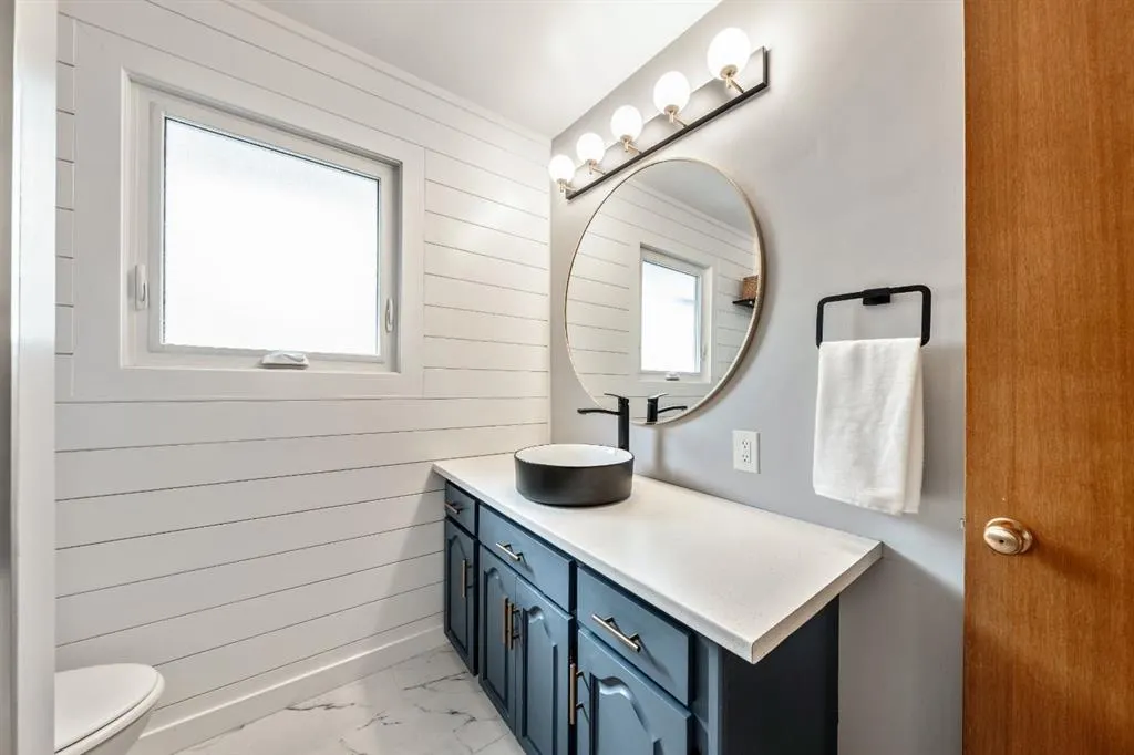 2539 Chicoutimi Drive NW