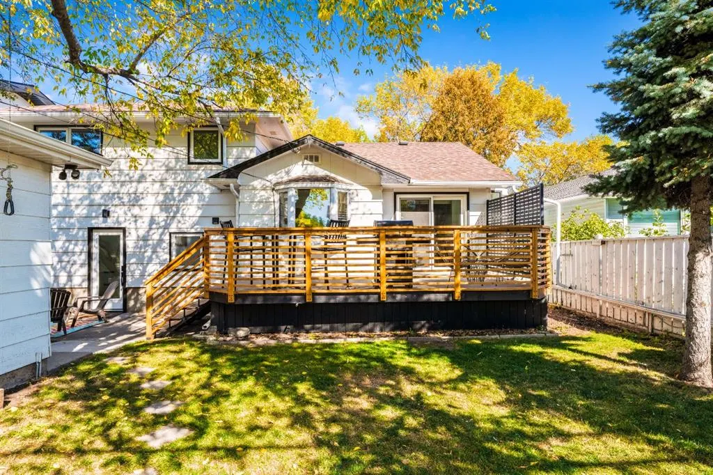 2539 Chicoutimi Drive NW