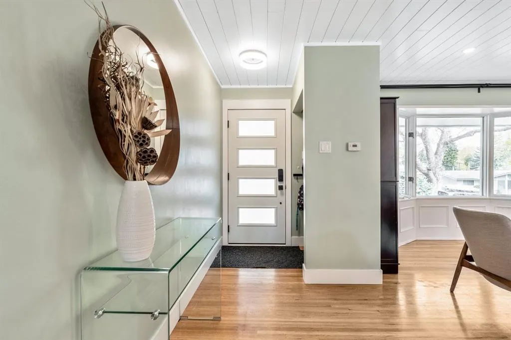 2539 Chicoutimi Drive NW