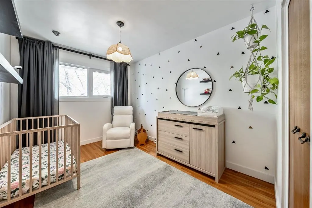 2539 Chicoutimi Drive NW